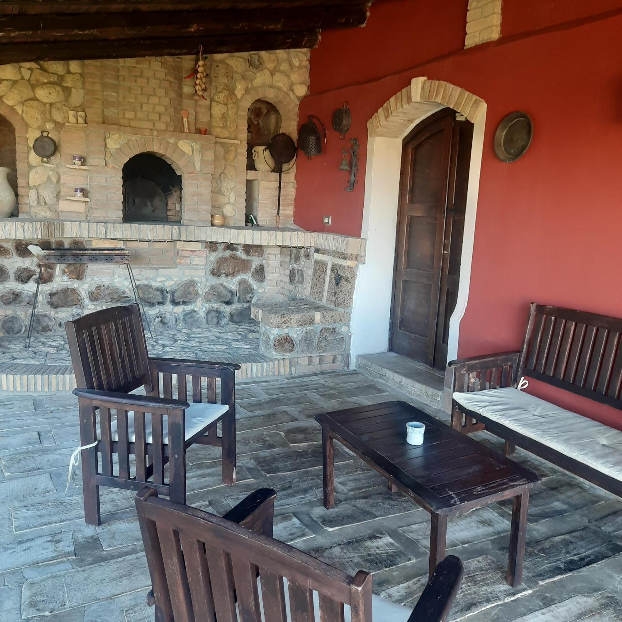 Casalustro Villa Citta Sant'Angelo Exterior foto