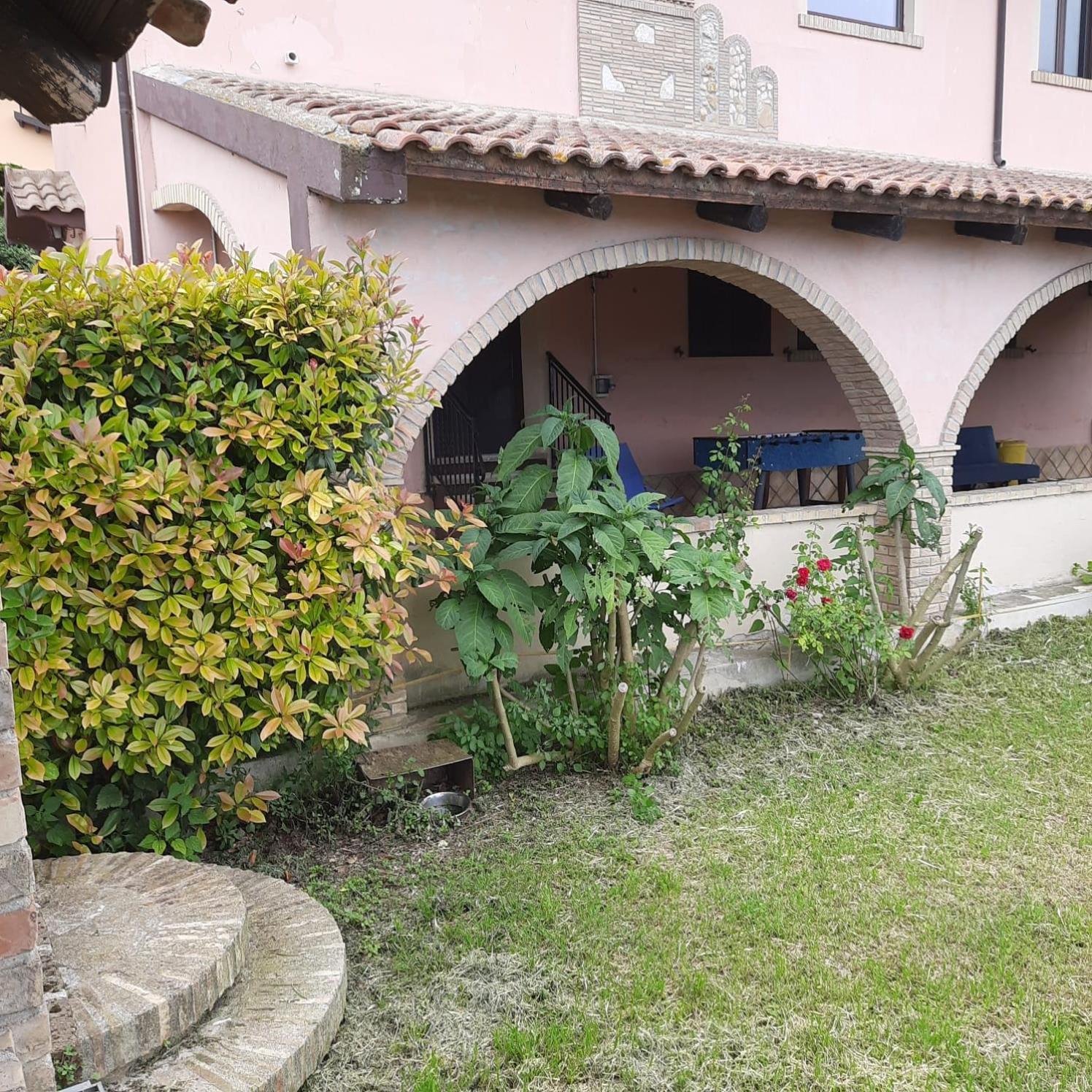Casalustro Villa Citta Sant'Angelo Exterior foto